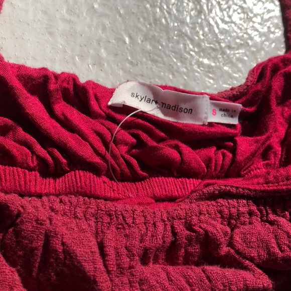 Red flowy crop top - Picture 4 of 4